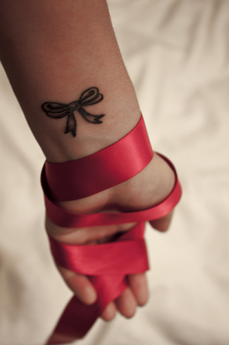 tatouage infini ruban