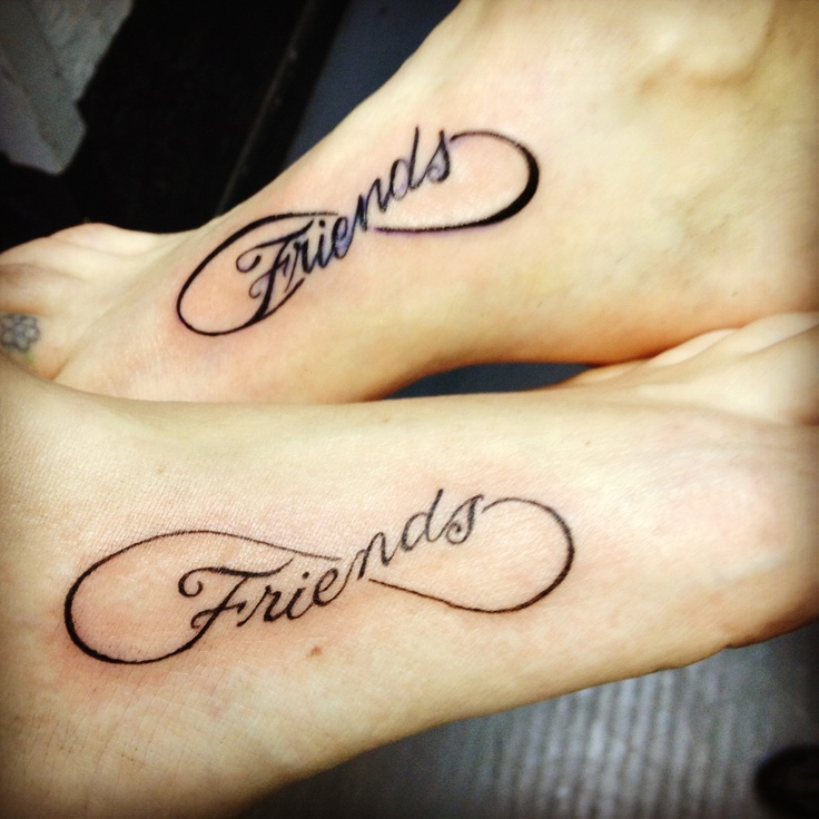 tatouage infinity friends