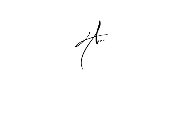 tatouage initiale calligraphie