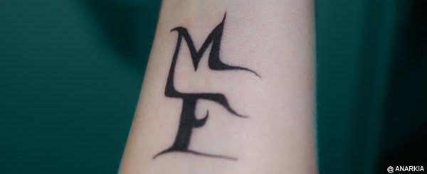 tatouage initiale mf