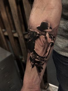 tatouage initiale michael jackson