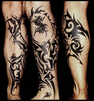 tatouage jambe homme tribal