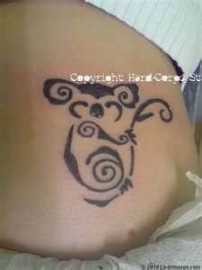 tatouage koala fleur