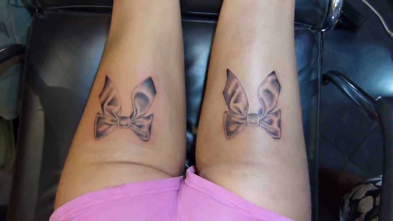 tatouage noeud sur la cuisse