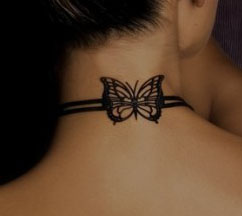 tatouage nuque papillon