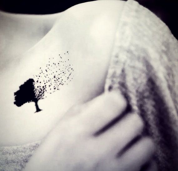 tatouage oiseau arbre
