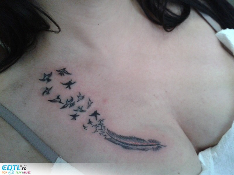 tatouage oiseau coeur