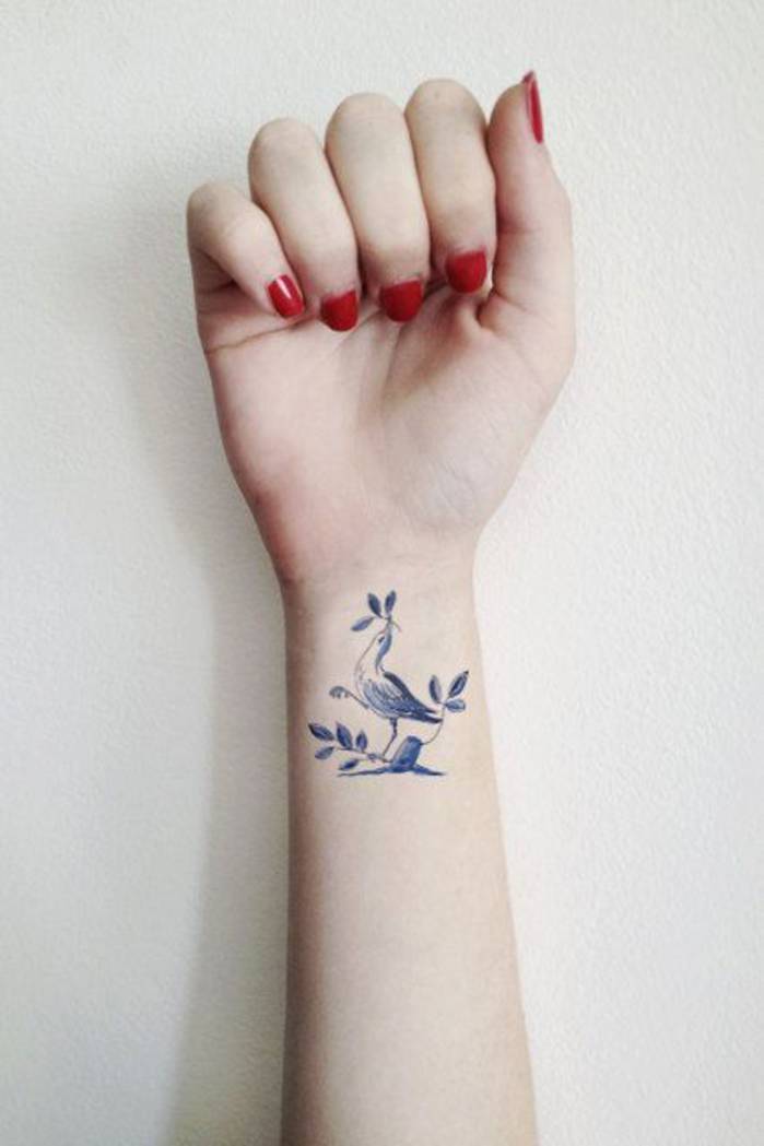 tatouage oiseau original