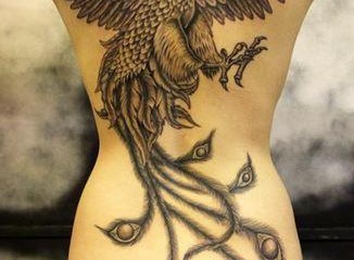 tatouage oiseau phoenix