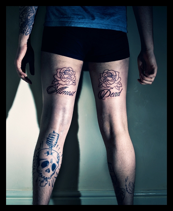 tatouage omoplate tumblr