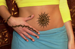 tatouage oriental ventre