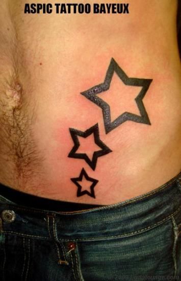 tatouage pectoraux etoile