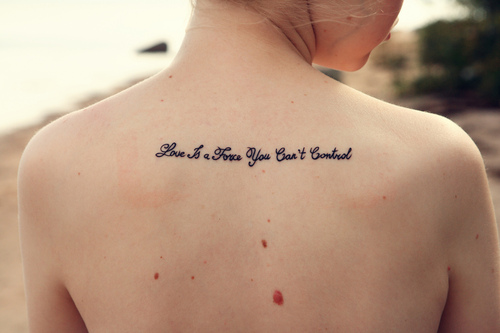 tatouage phrase d'amour portugaise