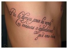 tatouage phrase latin