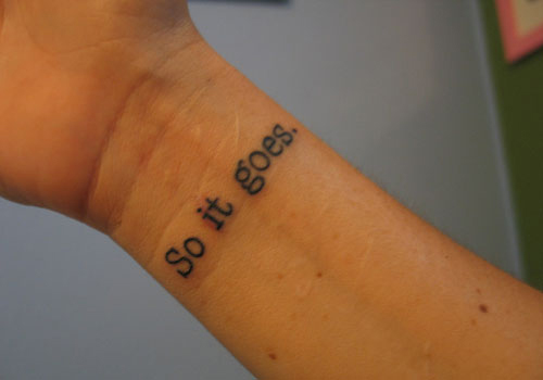 tatouage phrases courtes