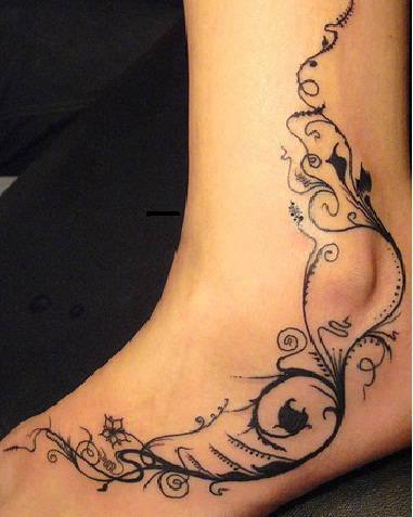 tatouage pieds femme
