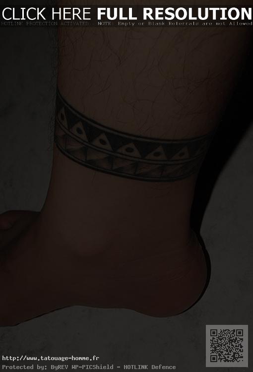 tatouage polynésien bracelet cheville