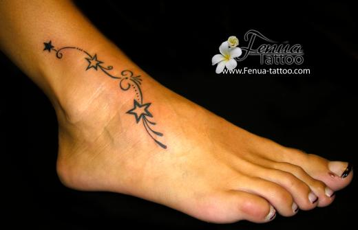 tatouage polynésien femme pied