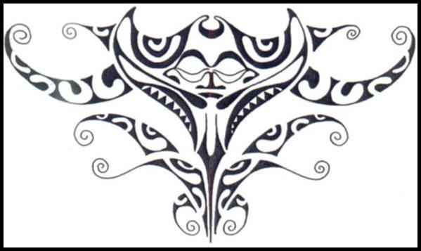 tatouage polynésien raie manta