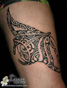tatouage raie polynésienne