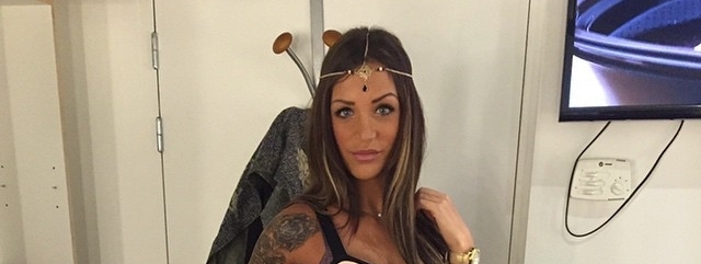 tatouage rihanna ange