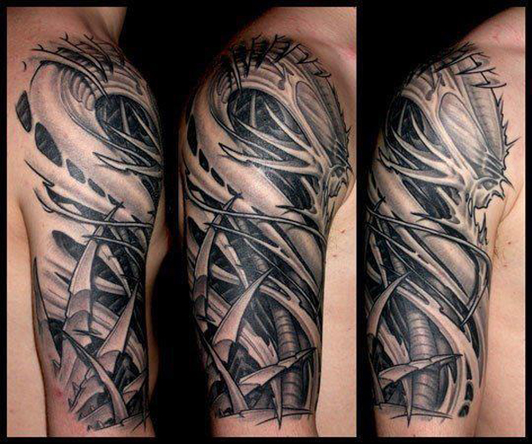 tatouage style biomécanique
