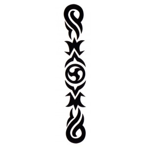 tatouage tour de bras tribal