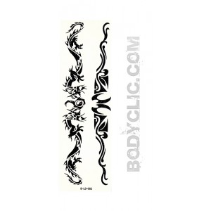 tatouage tour de bras tribal