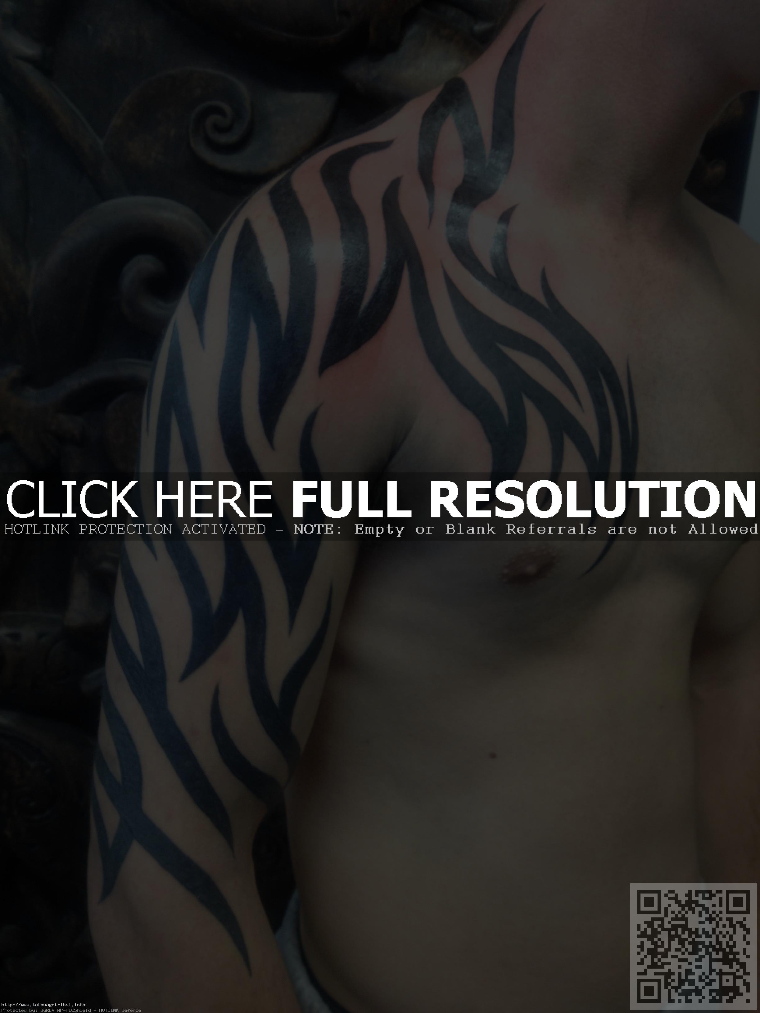 tatouage tribal au bras