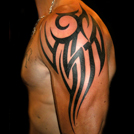 tatouage tribal bras
