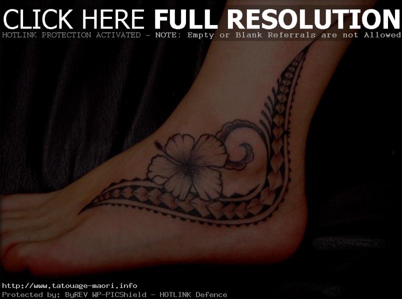 tatouage tribal femme cheville