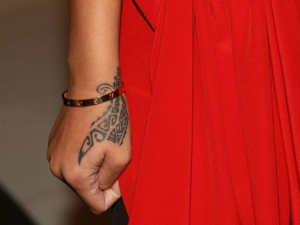 tatouage tribal force et amour