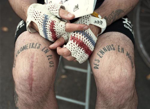 tatouage tribal genoux