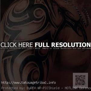 tatouage tribal homme