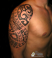 tatouage tribal indonesien