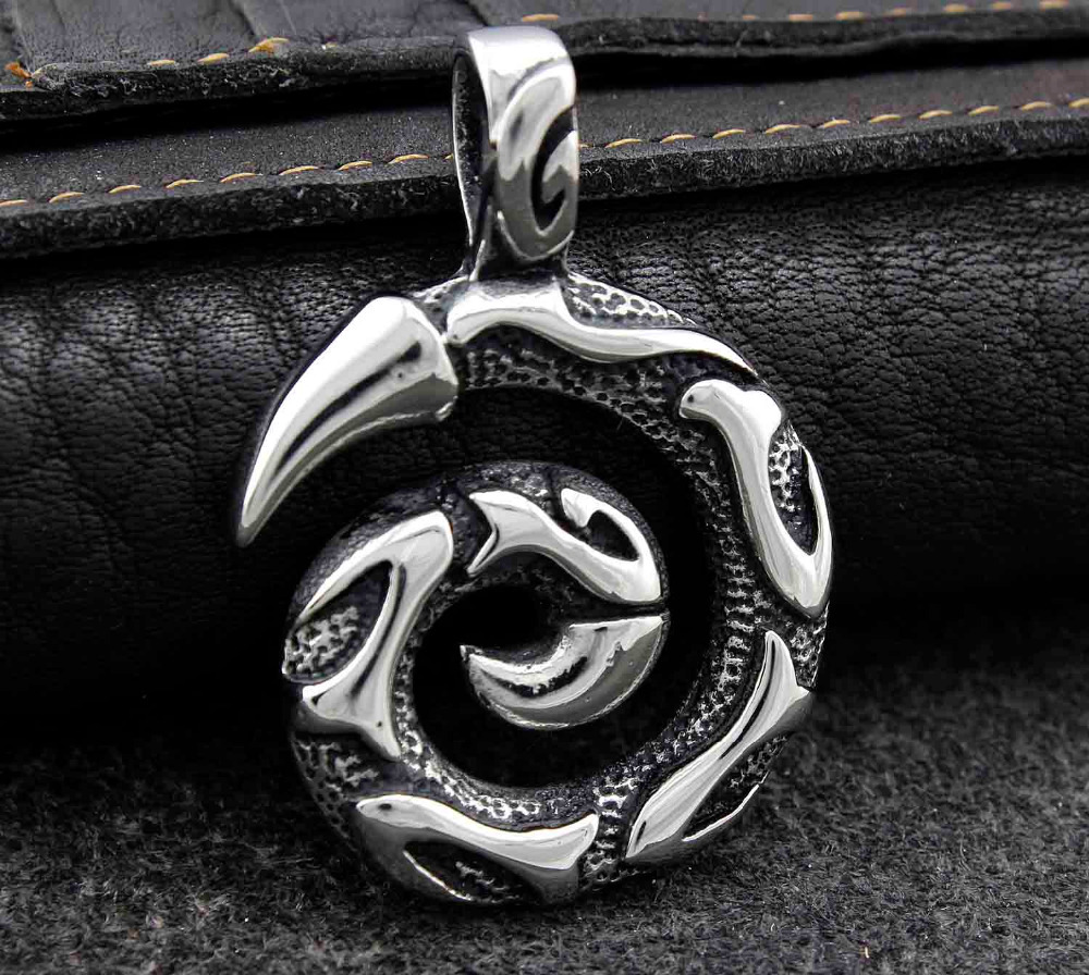 tatouage tribal koru