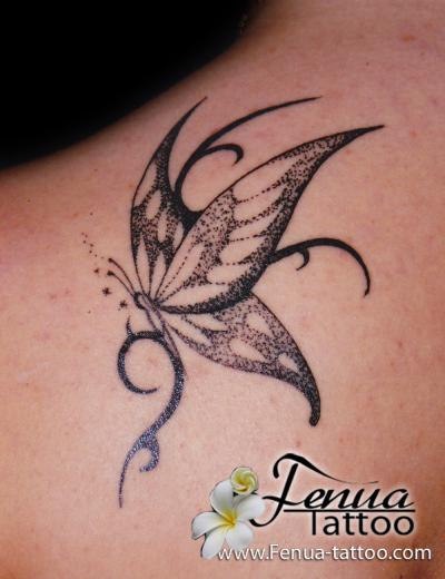 tatouage tribal papillon