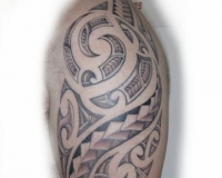 Tatouage tribal representant la force