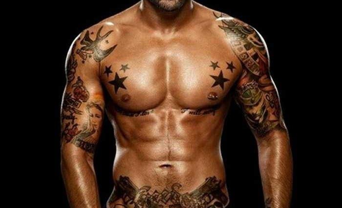 tatouage ventre pour homme
