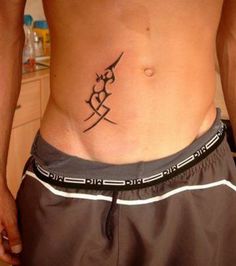 tatouage ventre pour homme