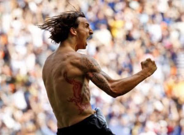 tatouage ventre zlatan