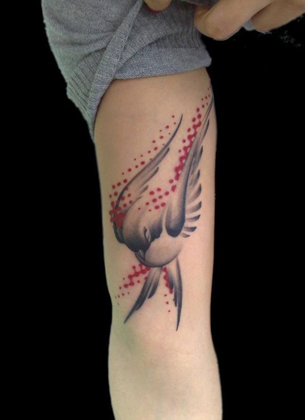 tattoo hirondelle bras