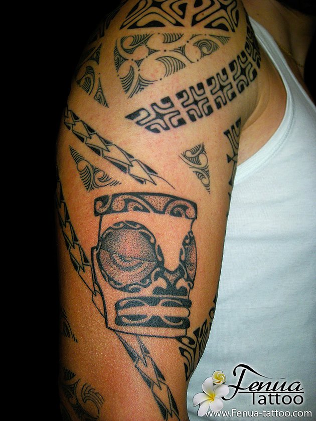 tattoo polynésien avant bras